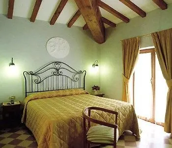 Отель Della Robbia 3*