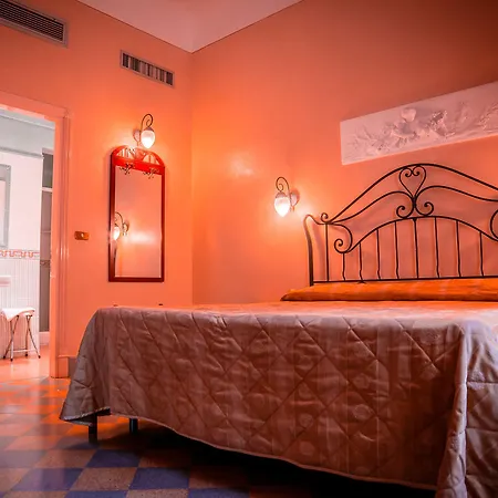 Hotel Della Robbia 3*