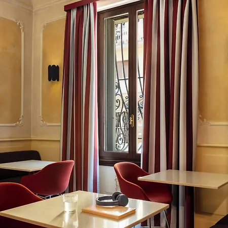 Aparthotel Numa Florence Della Robbia 4*