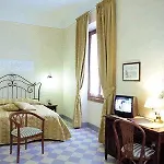 Numa Florence Della Robbia Aparthotel 3*