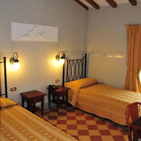 Hotel Della Robbia